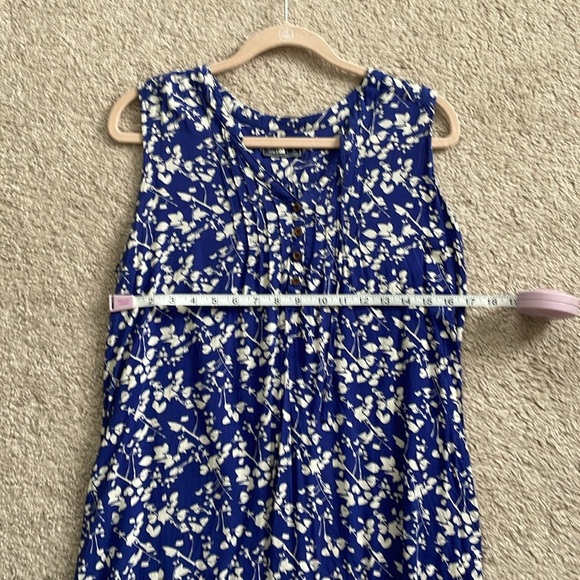 The North Face top. Size XL - Picture 4 of 7